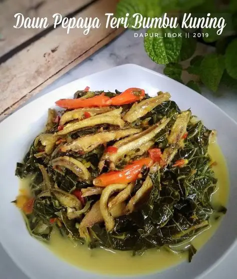 Proses memasak sayur daun pepaya