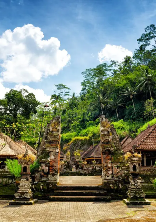 payas agung karangasem