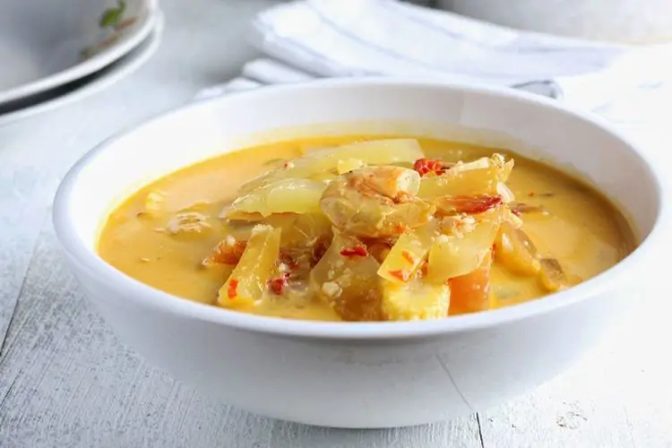 gulai daun pepaya