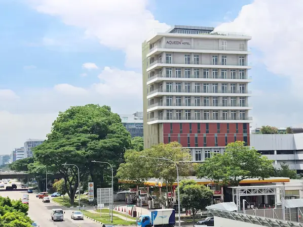 Foto interior kamar Hotel 81 Paya Lebar yang bersih dan nyaman